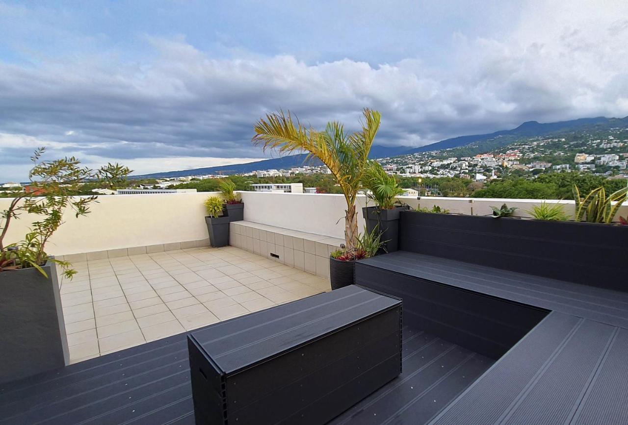 Rooftop - L'Appartement En Haut Saint-Denis Exteriör bild